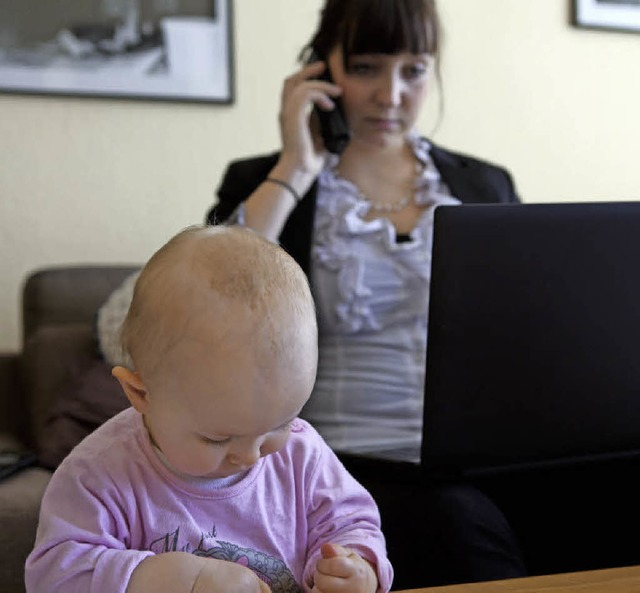 Kind und Ausbildung  unter einen Hut zu bringen, ist durchaus mglich.   | Foto: dpa