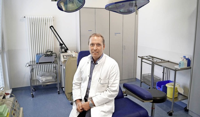 Tilmann Schottler ist Chefarzt der Pla...rgie am Ortenau-Klinikum in Offenburg.  | Foto: Christine Storck