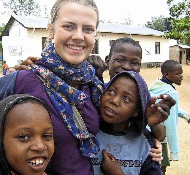 Franziska Drfel aus Emmendingen bei i...als Missionarin auf Zeit in Tansania.   | Foto: Privat