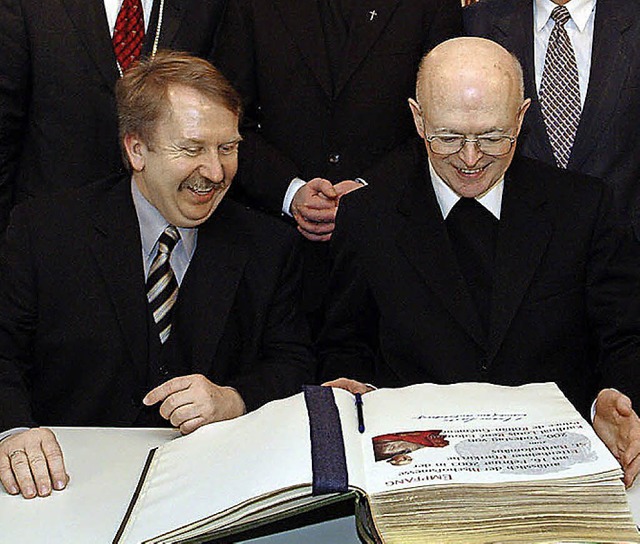 Im Februar 2003 hat sich der damalige ...r damalige Staatssekretr Helmut Rau.   | Foto: Archiv: B. Rein