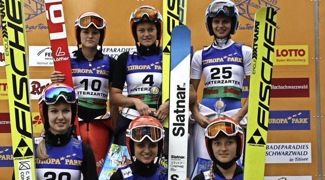 Die deutschen Skispringerinnen dominie..., Gianina Ernst und Katharina Althaus.  | Foto: dieter maurer