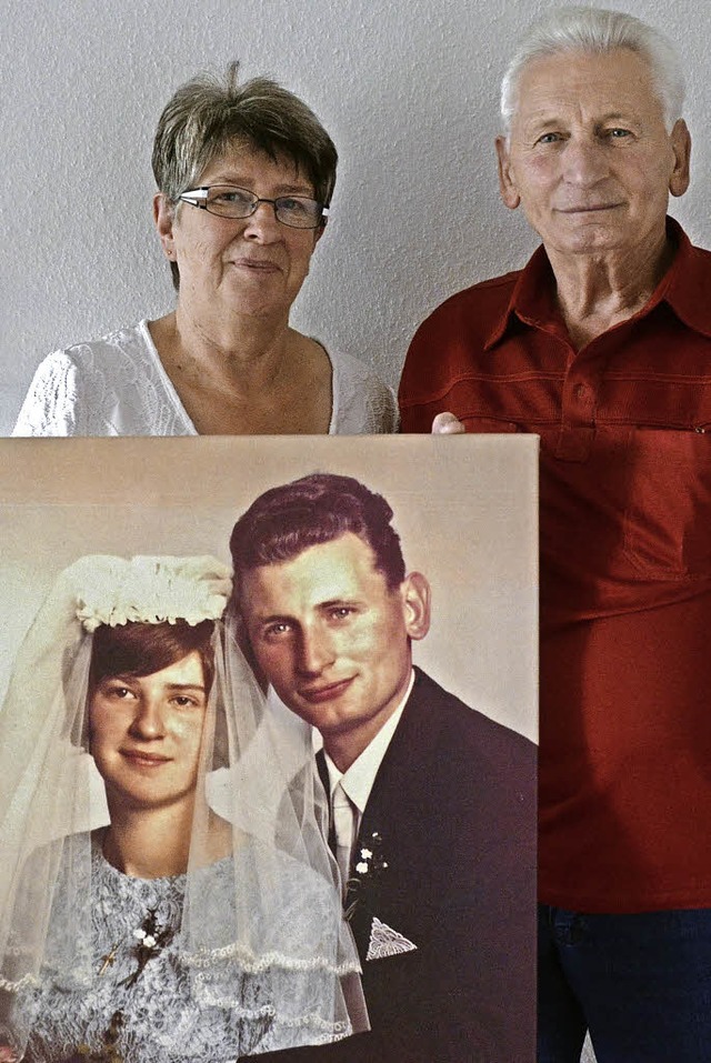 Lydia und Oskar Birkle heute und vor 50 Jahren   | Foto: Enya Steinbrecher