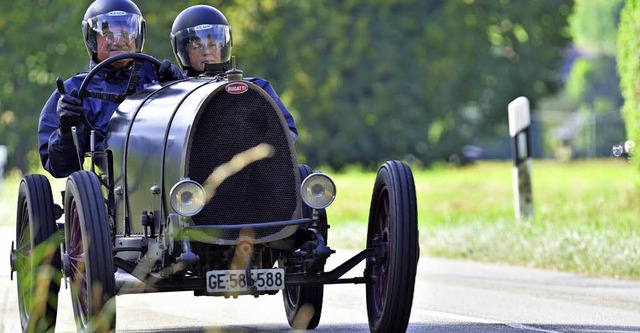 Hingucker: Bugatti auf dem Weg nach Kirchzarten   | Foto: Uwe Stohrer