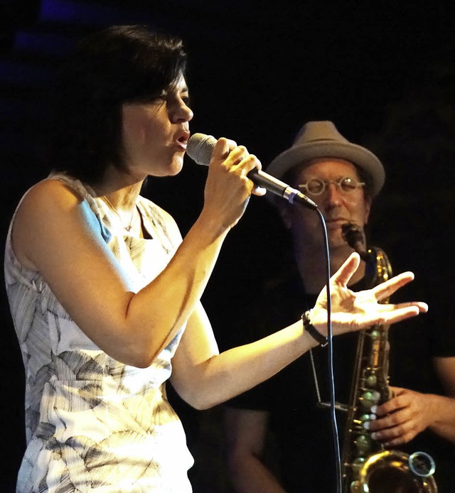 Sngerin Jasmin Tabatabai und Saxophonist David Klein  | Foto: wolfGang Grabherr