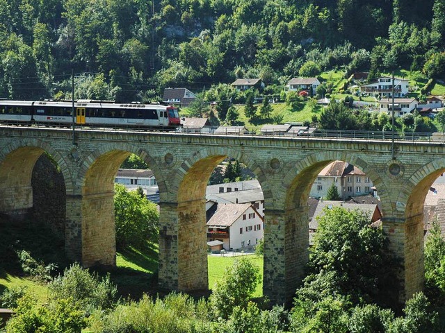 Das &#8222;Lufelfingerli&#8220;auf dem Viadukt bei Rmlingen   | Foto: archivfoto: Reich