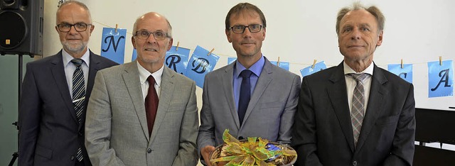 Brgermeister Rudolf Rmmele, Konrekto...Montfort-Realschule Zell (von links).   | Foto: Hermann Jacob