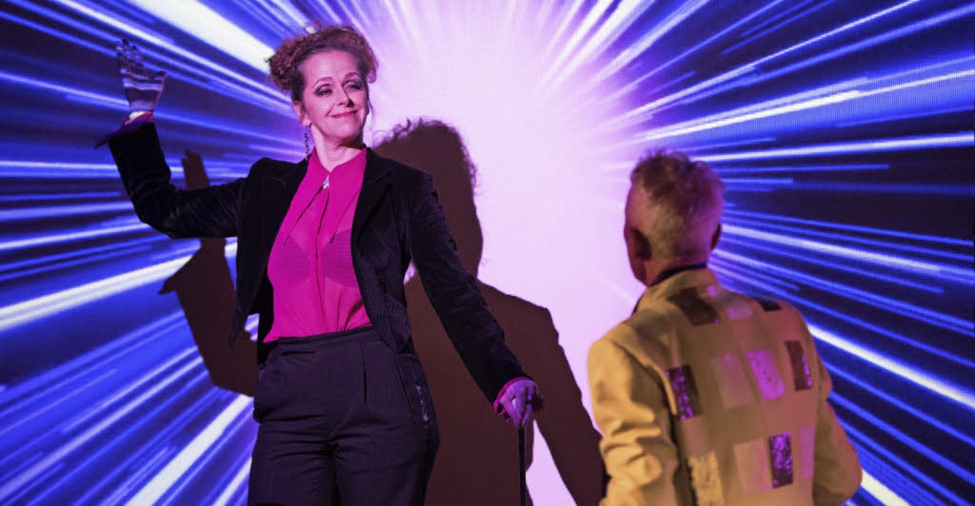Funkelnde Revuesterne: Daisy (Nicole Haas) und Mustapha Bey (Leopold Kern)   | Foto: Brian Barnhart