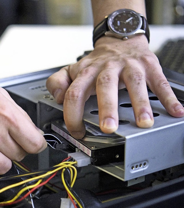 Auch die  IT-Branche bildet in Lrrach aus.  | Foto: dpa/Privat