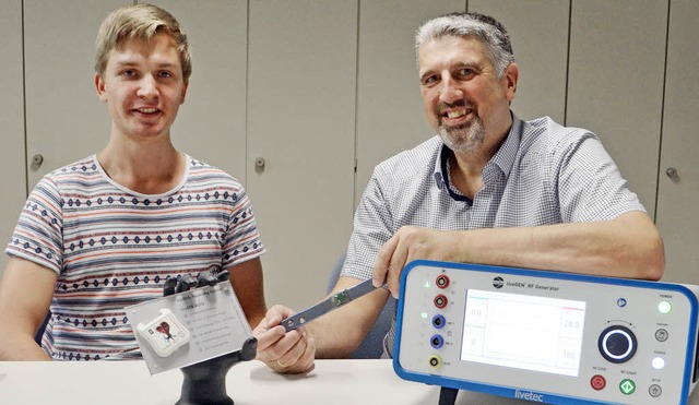 Raimonds Vanags (links)  und sein Chef...hirmeier erzhlen vom Studentenleben.   | Foto: Hesser