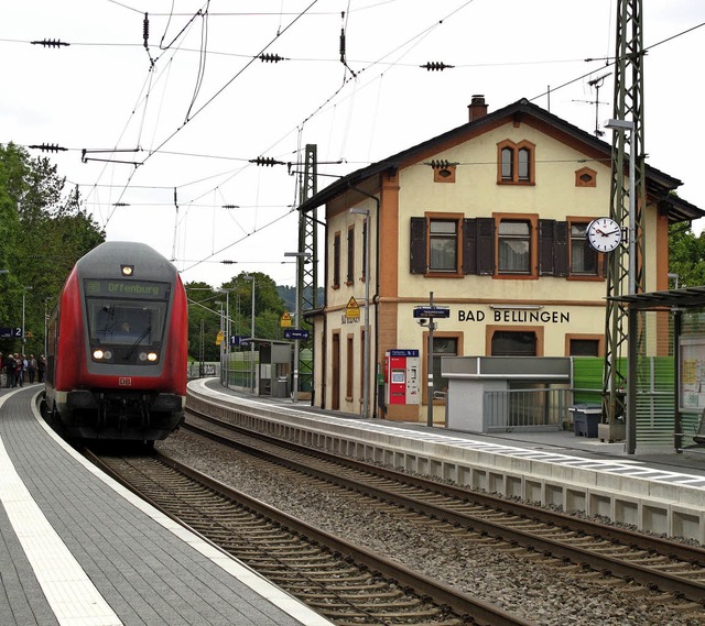 Der Personenverkehr auf der Rheintalst...ahren, ist fr die Anlieger rgerlich.  | Foto: Jutta Schtz