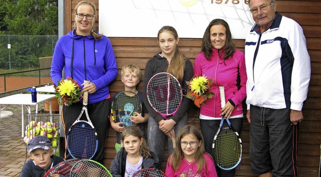 Kooperation Schule-Verein: Beim Tennis...ichkeit, das Tennisspiel zu erlernen.   | Foto: Ulrike Spiegelhalter
