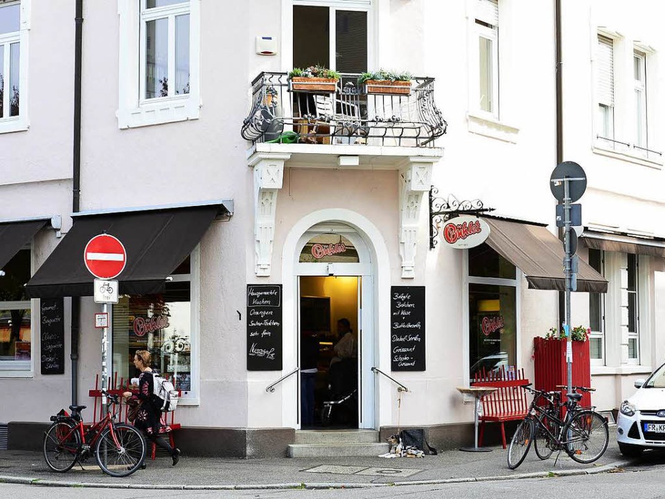 Lange Schlangen bei Bcker Bhler am Samstagvormittag? Damit ist jetzt Schluss.  | Foto: Ingo Schneider