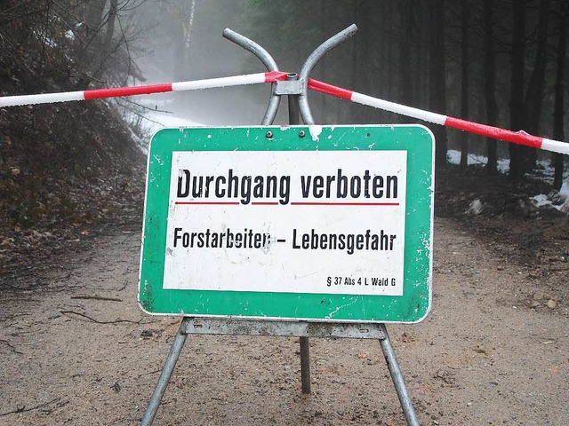 Das Forstamt warnt: Wer die Absperrung...Lebensgefahr! (Archivbild aus Lrrach)  | Foto: Sabine Ehrentreich