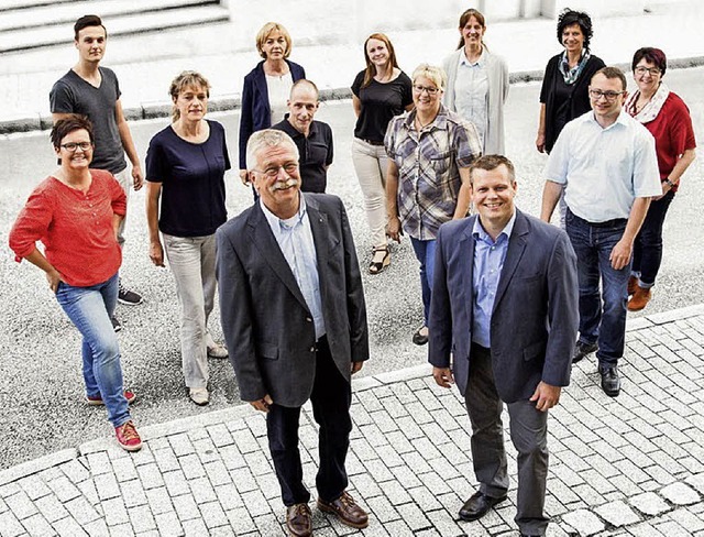 Team der Steuerkanzlei Jockers mit Volker Jockers (vorne links).   | Foto: BZ