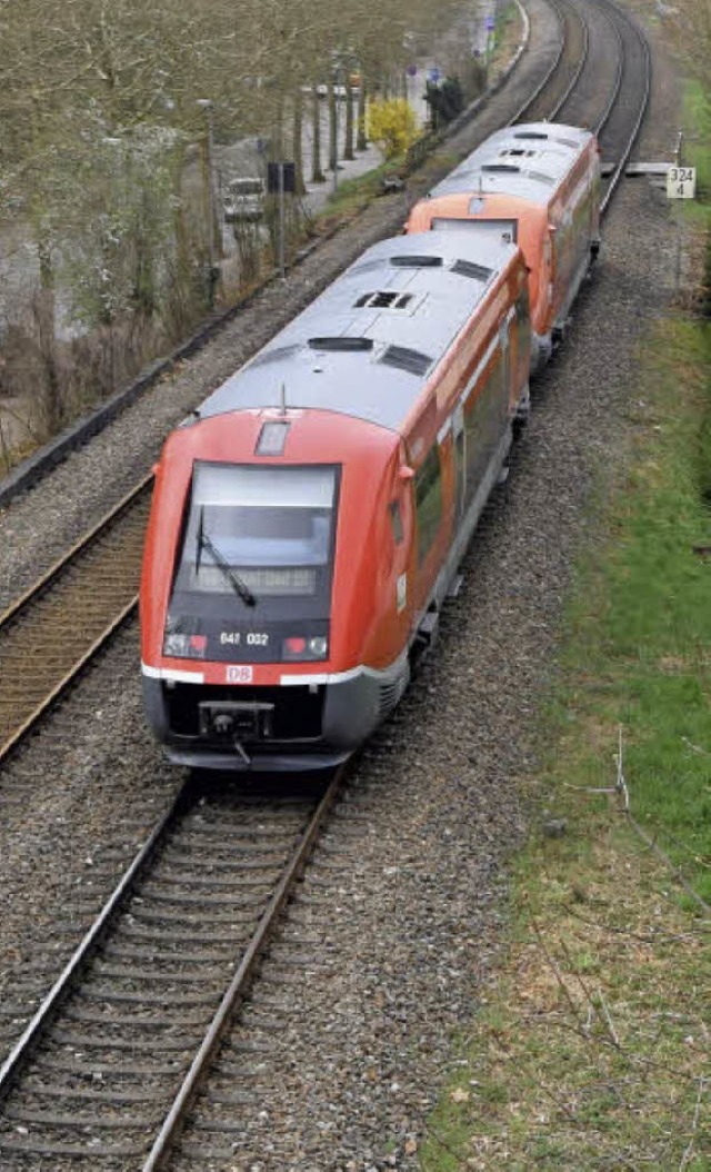 bergangsvertrge stellen den Nahverke...ngen nach Basel um 21.04 Uhr ergnzt.   | Foto: Uthe Martin