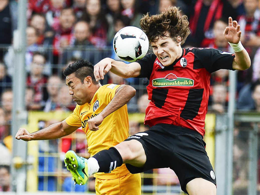 Caglar Synv machte wie auch gegen Dortmund ein vorzgliches Spiel und war der Fels in der Brandung.