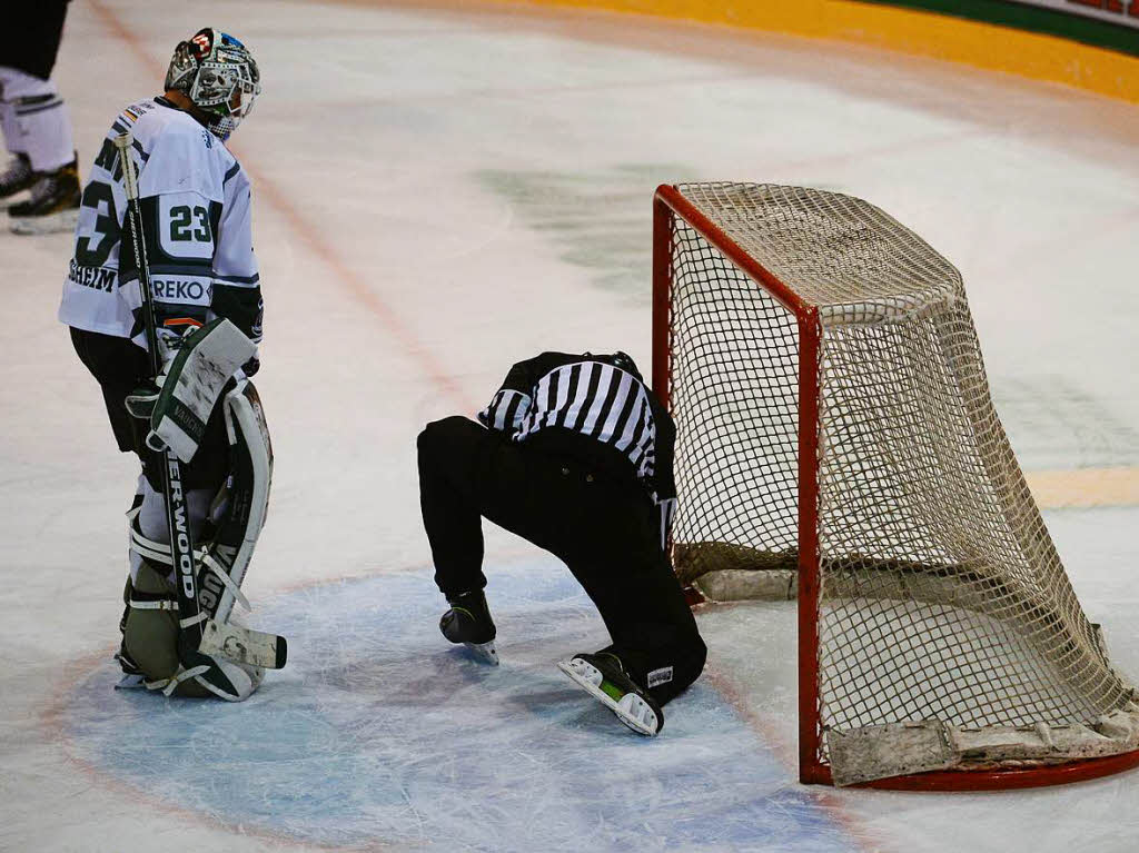 Ein packendes Match auf dem Eis: EHC Freiburg – Bietigheim Steelers