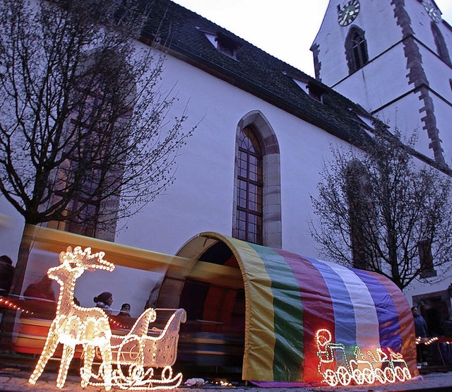 Weihnachtsstimmung rund um die Alte Kirche St. Michael   | Foto: dsa