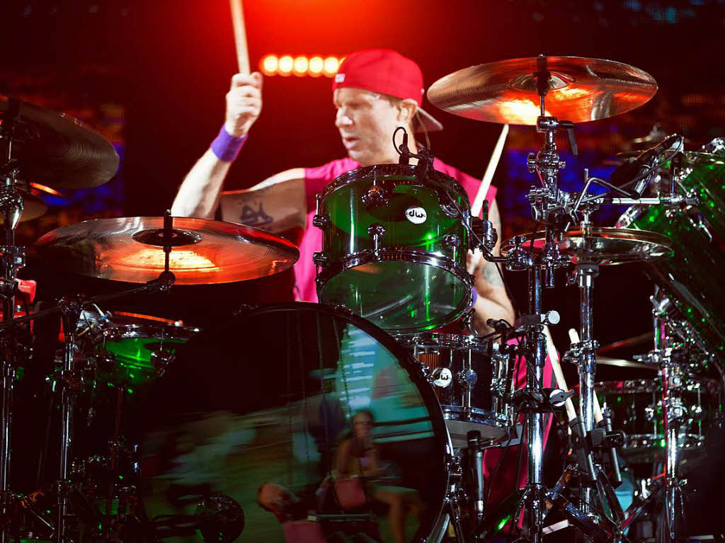 Volles Haus beim Auftritt der Red Hot Chili Peppers in Zrich