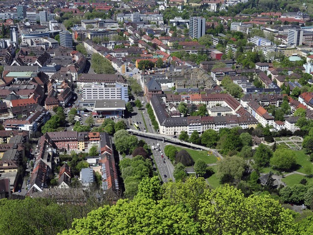 Am Freiburger Stadtgarten wurde keine Bombe gefunden.  | Foto: Thomas Kunz