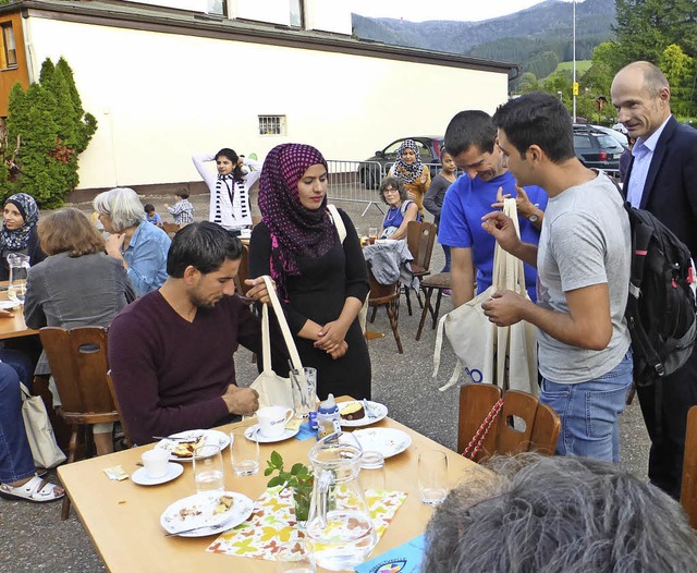 Beim Caf Vielfalt gab es schne Begegnungen.   | Foto: Roland Gutjahr