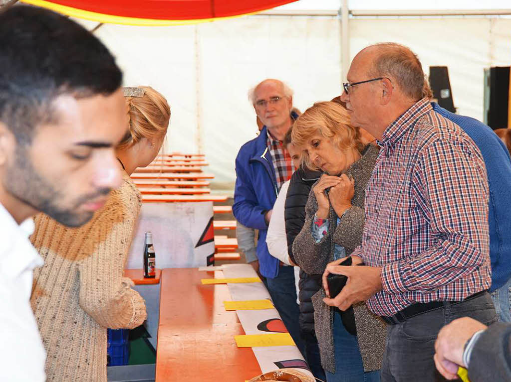 Rund 400 Fans erlebten einen beeindruckenden Abend bei „Pop & Poesie“ im Festzelt bei der Rothaus-Brauerei in Grafenhausen.