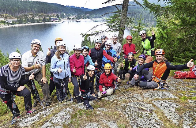 Klettern mit Extrembergsteiger Robert ...see und dort den Klettersteig hinauf.   | Foto: Energiedienst