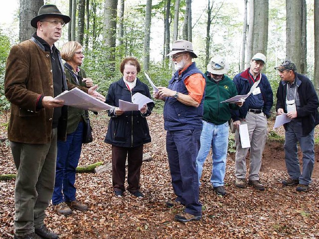 Waldbesitzer aus den USA mit dem deuts...esitzer Hermann Rodenkirchen (links).   | Foto: Heidi Fssel