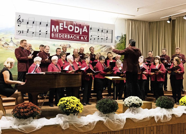 Die Melodia Biederbach begeisterter unter Leitung von Bernd Zickgraf.  | Foto: Gabriele Zahn