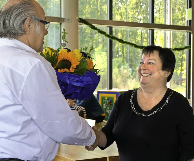 Seniorchef Erwin Heitzmann verabschiedet Gerlinde Schillinger nach 20 Jahren.  | Foto: privat