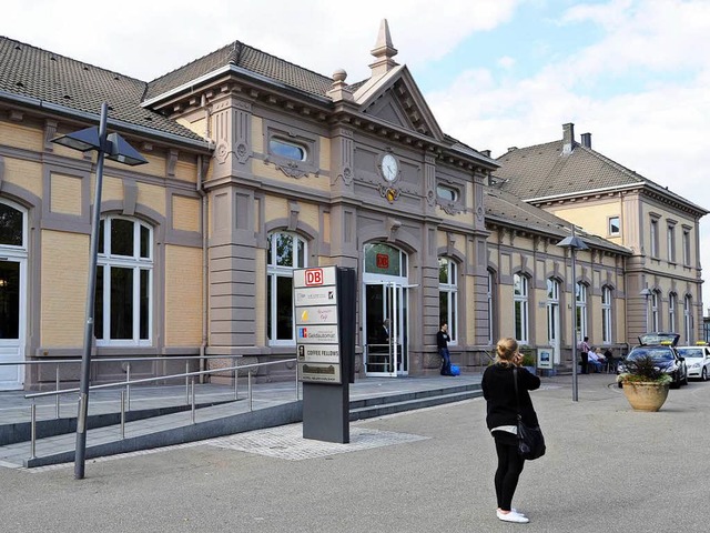 Der Bahnhof Baden-Baden ist wegen eine...ckstcks gerumt worden. (Archivbild)  | Foto: dpa