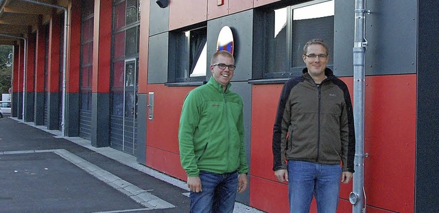 Matthias Meisinger (links) und Florian...  neue Kanderner Wache  fr Besucher.   | Foto: Frey
