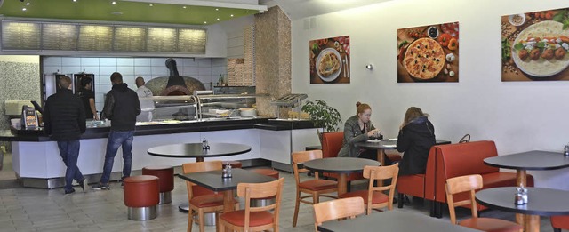 Gro, hell und urban wirkt das Restaur...it 110 Sitzpltzen viel Platz bietet.   | Foto: soc