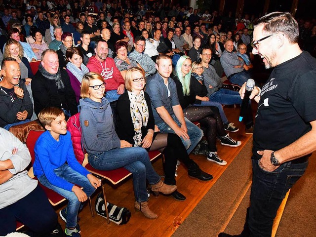 Sein Youtube-Kanal hat ihn bekannt gem...hrer im in Hchenschwand unterhalten.  | Foto: Stefan Pichler