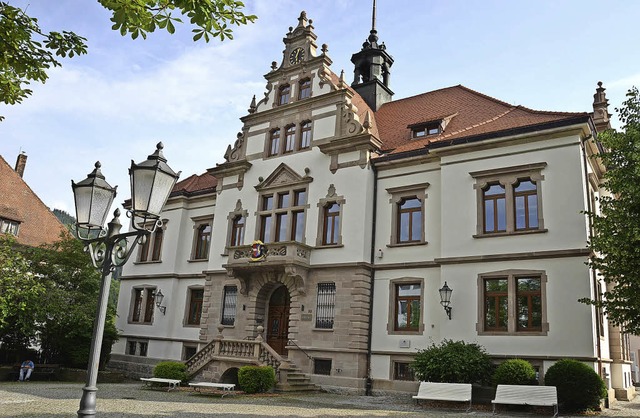 Hier laufen die GVV-Finanzen zusammen: Das Rathaus in Schnau.   | Foto: Hermann Jacob