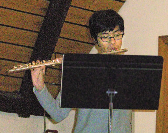 Der Fltist Nhat-Anh Nguyen gehrt zu ...sse der Musikschule gefrdert werden.   | Foto: ZOELLY