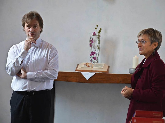 Pfarrer Donner ist froh ber die Visit...er sicherte ihm ihre Untersttzung zu.  | Foto: Marco Schopferer
