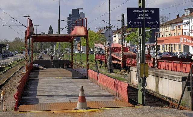 Die DB-Schilder auf dem Gterbahnhofar...hl bald dem Logo der BTE aus Nrnberg.  | Foto: Archivbild: Trenz