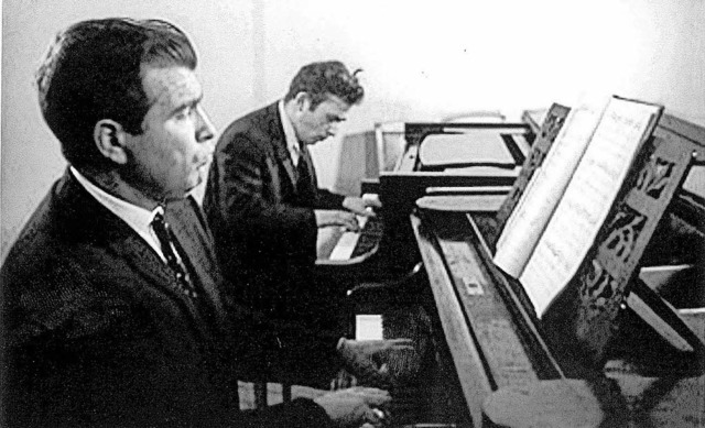 Dokument: Emil Gilels (vorne) und sein...ttlieb 1963 am Moskauer Konservatorium  | Foto: privat