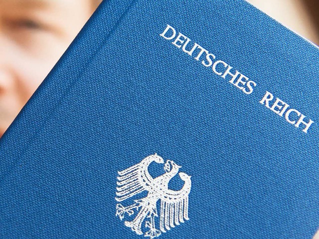 Die &#8222;Reichsbrger&#8220; leugnen die Existenz der Bundesregierung.  | Foto: dpa