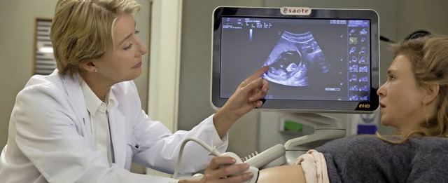 Dr. Rawlings (Emma Thompson, links) Ul...ones (Rene Zellweger) ist schwanger.   | Foto: dpa
