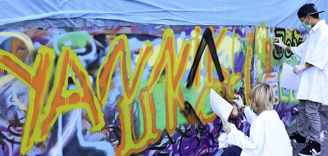Die Gelegenheit, sich als Graffitikns...ochenende  im Eichstetter Museumshof.   | Foto: Christa Rinklin