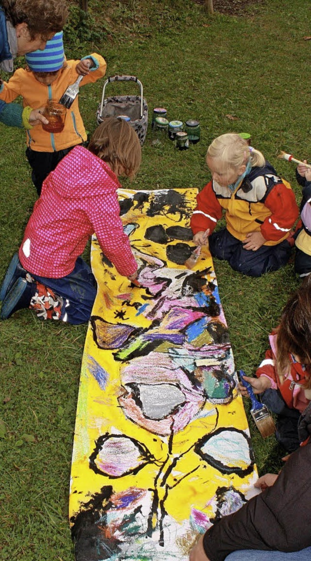 Kunst ohne Dach: Wunderschne Bilder e...ergarten in einer Open-Air-Malaktion.   | Foto: ZVG