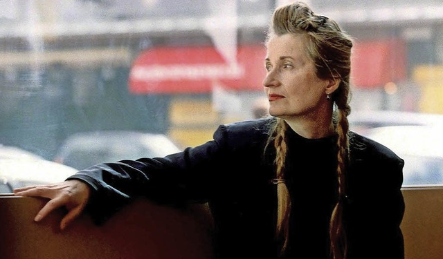 2004 wurde sie mit dem Literaturnobelpreis geehrt: Elfriede Jelinek  | Foto: Klaus Techt (dpa)