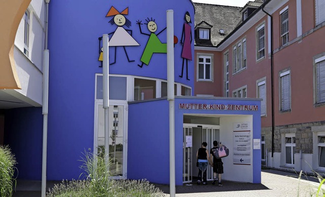 Das Mutter-Kind-Zentrum im Ortenau-Klinikum am Ebert-Platz   | Foto: Klinikum