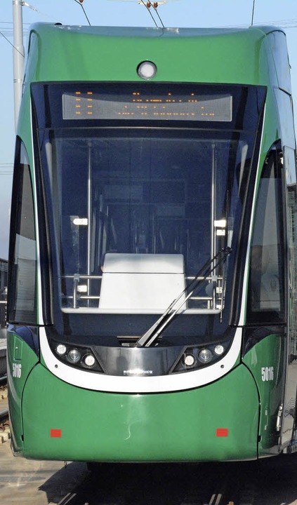 Die Tram 8 in Weil   | Foto: Lauber