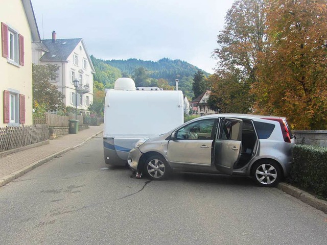 Ein Wohnanhnger verursachte in Badenweiler einen Unfall.  | Foto: Polizei