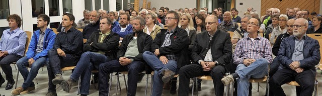 Bei der Brgerversammlung in Wieden wu...ftprojekt auf dem Hrnle vorgestellt.   | Foto: Wehrle
