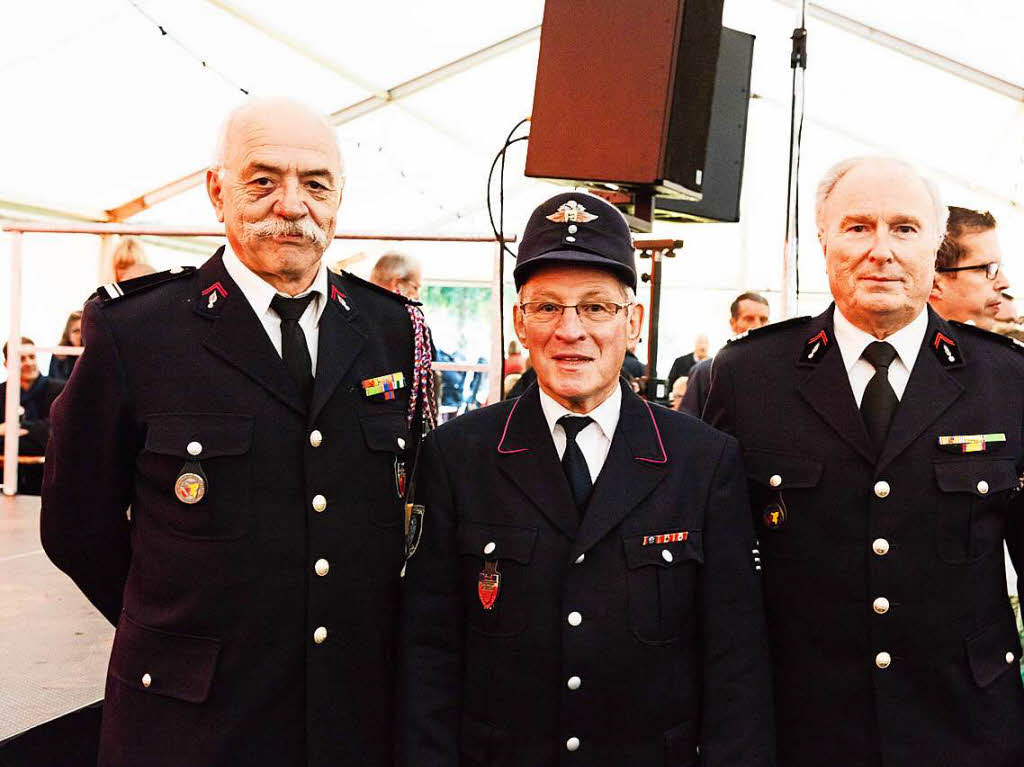 Waldkirchs Alt-Feuerkommandant Gnter Benz mit zwei Senior-Pompiers aus Slestat