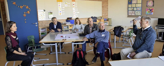 In den Klassenzimmern der Rosenburgsch...h Gruppen zu verschiedenen Themen aus.  | Foto: Beatrice Ehrlich
